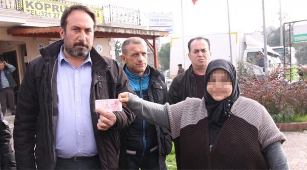 Katledilen taksicinin son müşterisinden örnek davranış