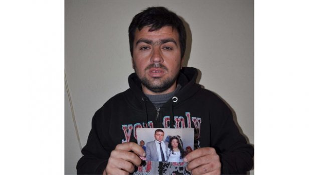 Kayıp eşi ve oğlunu arıyor