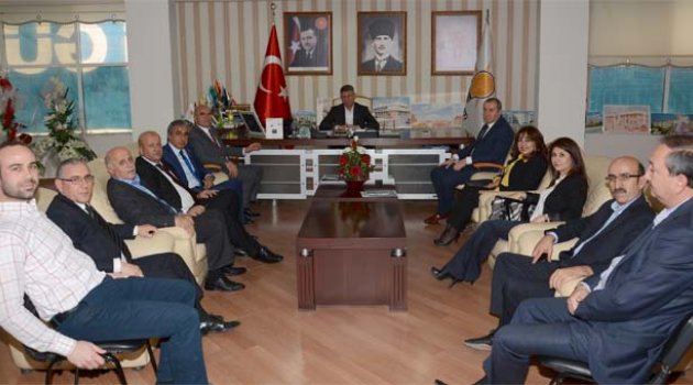Kayseri Erciyes Anadolu Derneği’nden Ak Parti’ye ziyaret