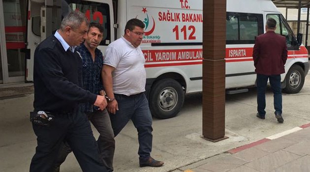 Kaza yapan araçta uyuşturucu ve silah bulundu