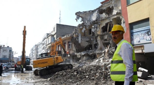 Kent Meydanı İçin Çalışmalar Tam Gaz Devam Ediyor