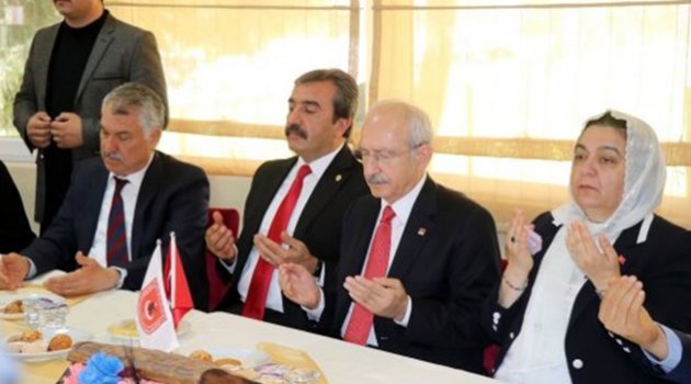 Kılıçdaroğlu Şehit Yakınlarıyla Buluştu