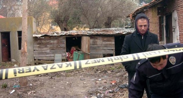 Kimsesiz adam sobasız evde ölü bulundu
