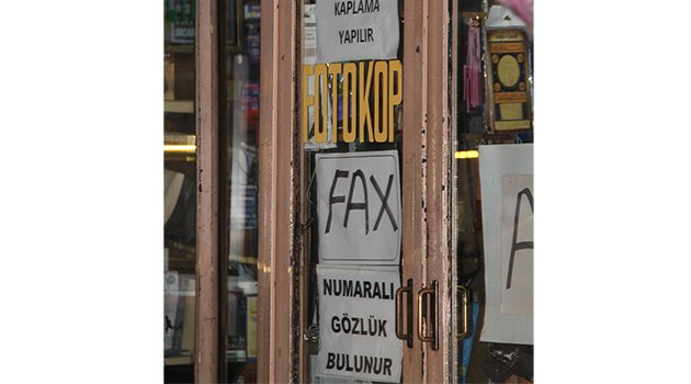 Kırtasiye gözlük satarsa!