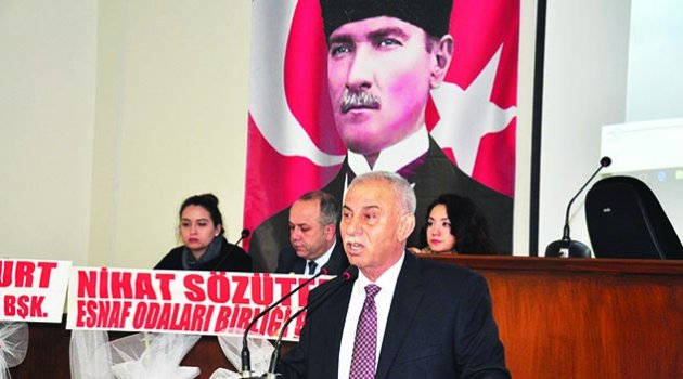 Kırtasiyecilerin Başkan Ateş'e güveni tam