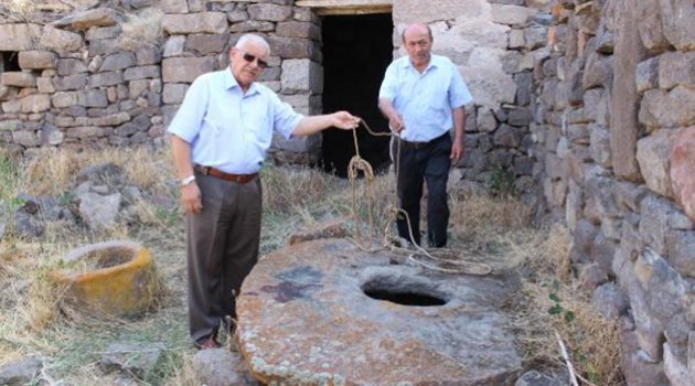 Kıskançlık cinneti: 1 çocuk öldü, 1 çocuk yaralı