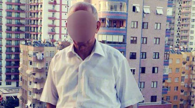 Kız öğrenciler öğretmeni suçladı