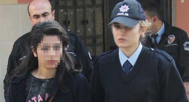 Kız öğrencilerinin Facebook üzerinden hakaret kavgası kanlı bitti