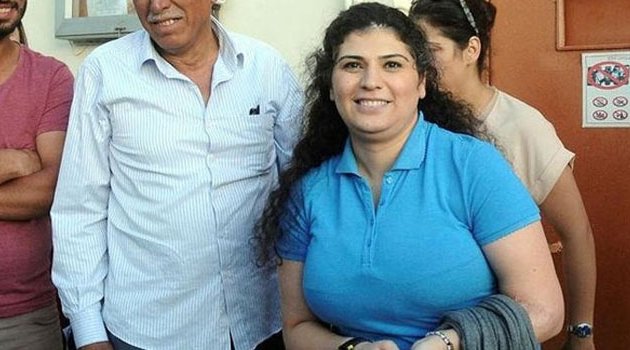 Kocasını bıçaklayarak öldüren kadına beraat