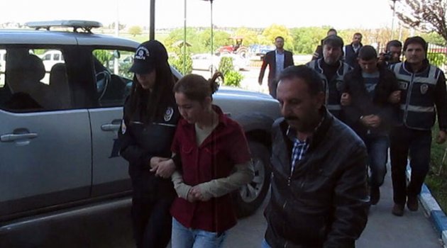 Kocasıyla birlikte sevgilisini öldürdü