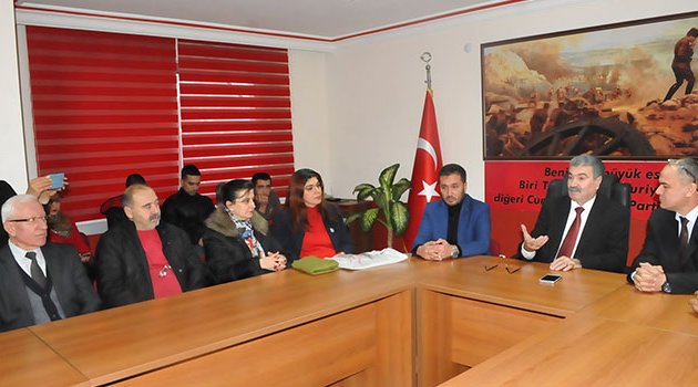 Kolcu: "Eğitimli toplumlar köleleştirilemez"
