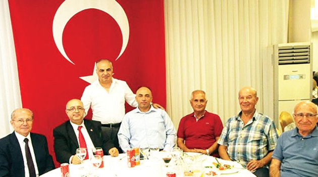 Komutanlar yemekte buluştu