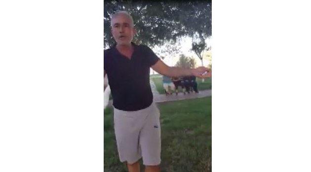 Köpekleri Zehirlemekle Tehdit Etti