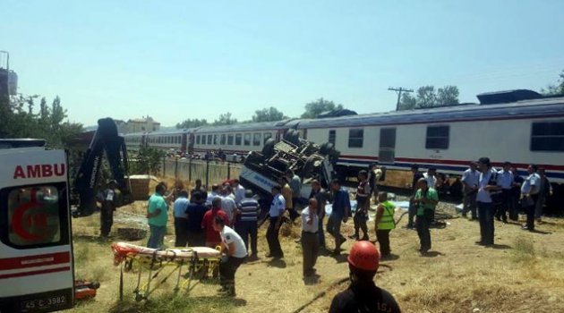 Korkunç tren kazası: 6 ölü