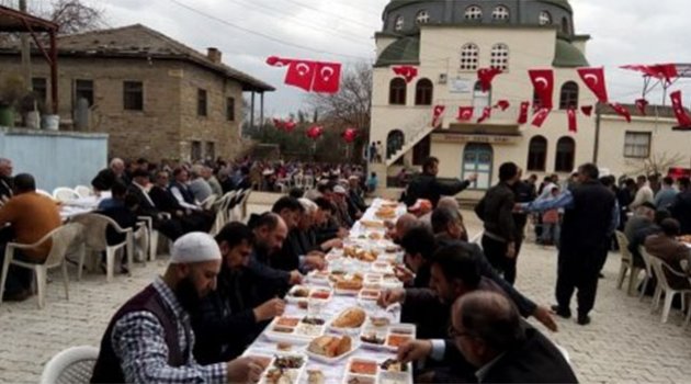 Köy Halkından Şehitler İçin Mevlit