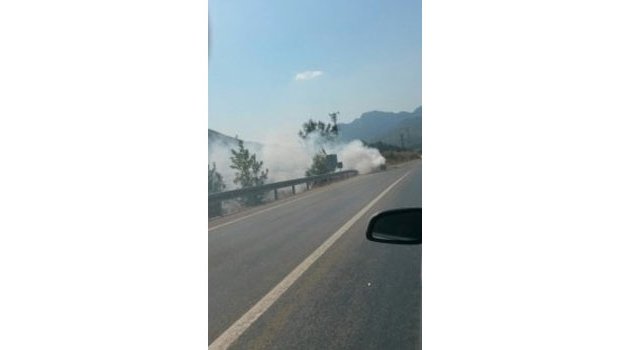 Kozan’da Hareket Halindeki Otomobil Yandı