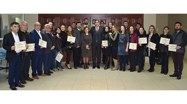Kozan’da hukukçular arabuluculuk sertifikalarını aldı