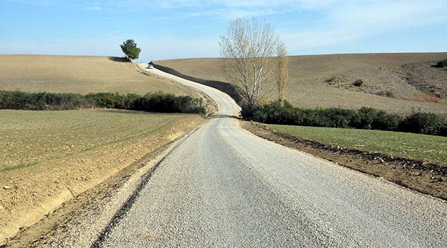 Kozan’da yol çalışmaları
