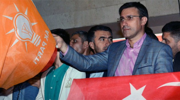 Küçükcan’dan vekillere çağrı