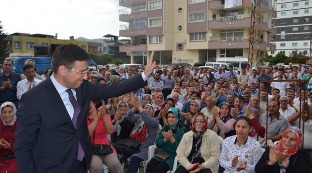 Küçükcan: “Milliyetçilik lafla, bayrak sallamakla olmaz”