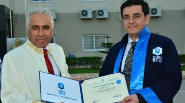 Kulak’ın diploma sevinci