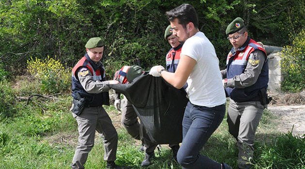Kuyuda yakılmış ceset bulundu
