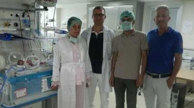 Laparoskopik cerrahi ile üçüz annesi oldu