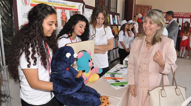 Lisede Bilim Fuarı Açıldı