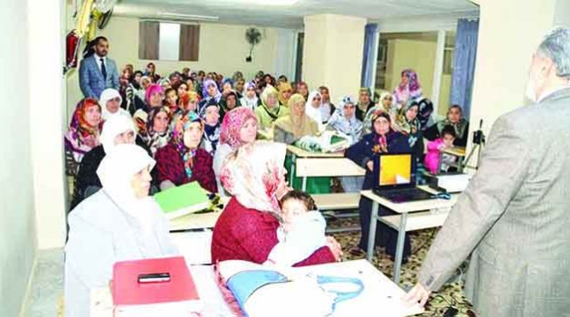 Madde bağımlılığıyla mücadelede aileler bilinçlendiriliyor