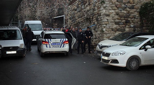 Madde bağımlısı genç ölü bulundu
