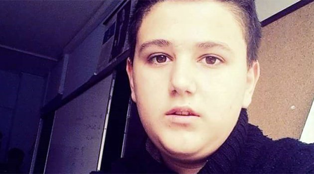 Maganda kurbanı 16 yaşındaki çocuğa ’Asker Kınası’ yakıldı