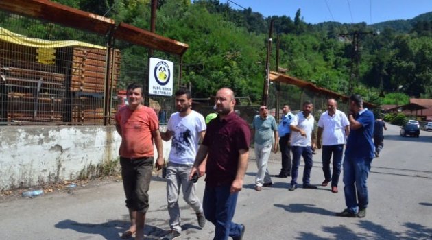 Mahalleli ile maden işçileri birbirine girdi: 3 yaralı