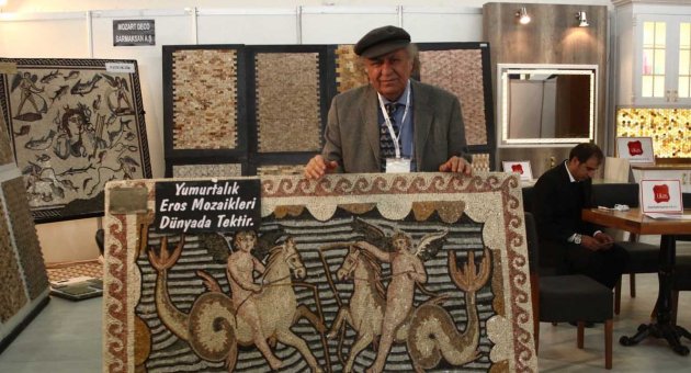 Makineci sanatçının mozaik eserleri