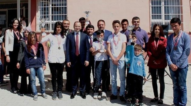 Masa Tenisi Turnuvası Ödül Töreni