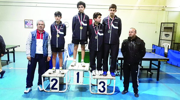 Masa tenisinde ÇÜ farkı