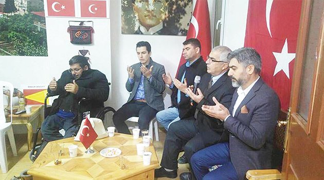 Mehmetçik’e destek çığ gibi büyüyor