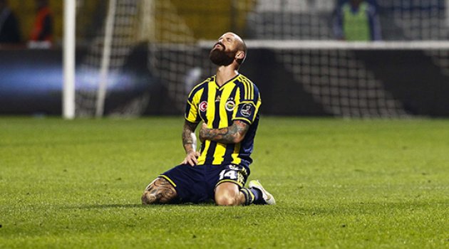 Meireles zora girdi, Kartal'ın kozu daraldı!