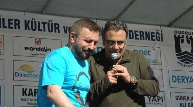 Mesut Yar Türkü Söyledi Karadenizliler Coştu
