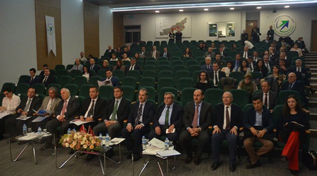 “Mevsimlik Gezici Tarımda Çocukların Yaşam Koşullarının İyileştirilmesi” konferansı