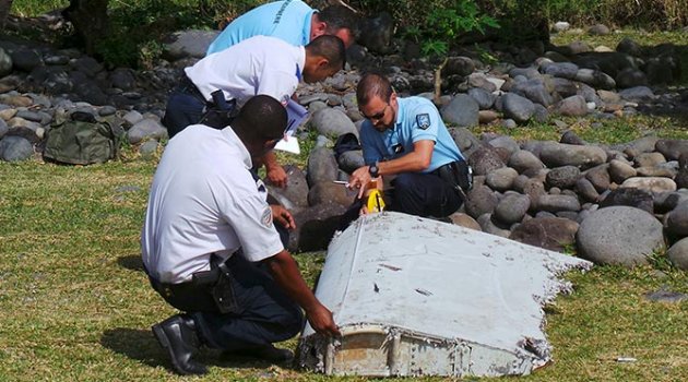 MH370′e ait bir parça daha bulundu