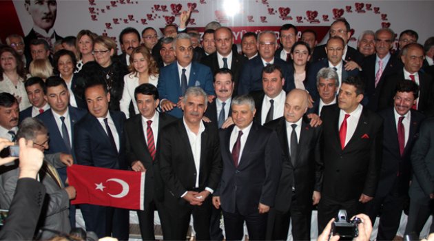 MHP Adana’da milletvekili aday adaylarını tanıttı