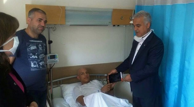 MHP Adana’dan lösemi hastalarına “moral” ziyareti