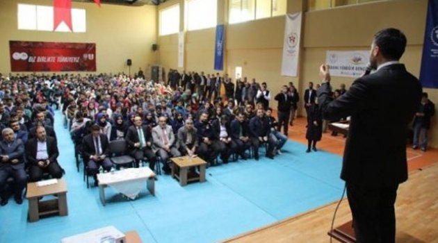 Milletvekili Erdinç: “Gençlere güvenmeliyiz”
