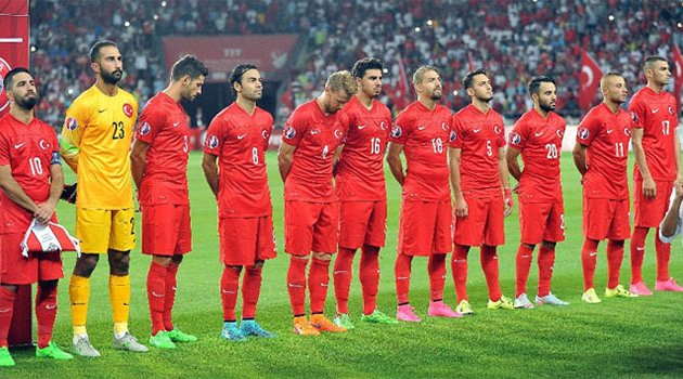 Millilere İtalyan hakem