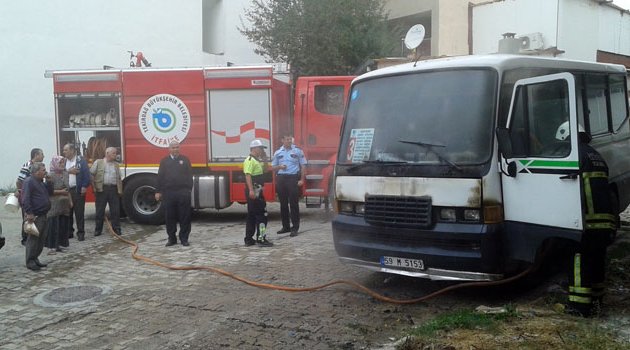 Minibüste yangın çıktı