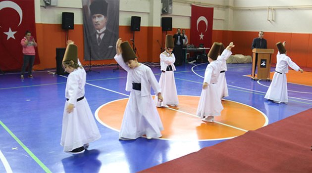 Minik semazenin zorlu imtihanı