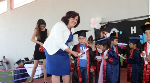 Miniklerin  gösterisi büyüledi