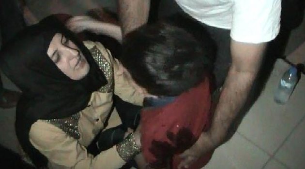 Misafirlikten dönen ailenin üzerine ateş açıldı