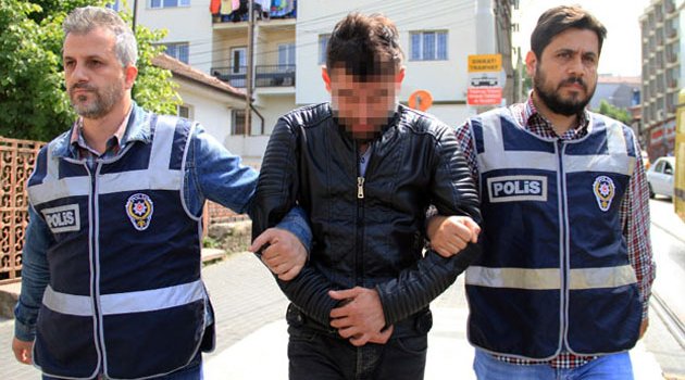 Morali bozuktu diye 6 araç kundakladı