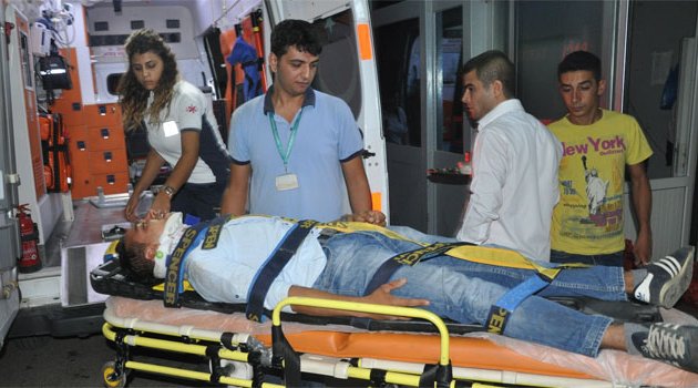 Motosiklet ile otomobil çarpıştı: 1 yaralı